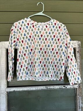 Maurices White Long-Sleeve Top with Multi-Color Tree Print